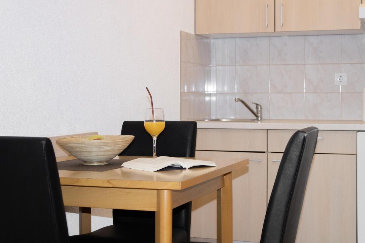 Apartments Maris Baška Voda Zewnętrze zdjęcie