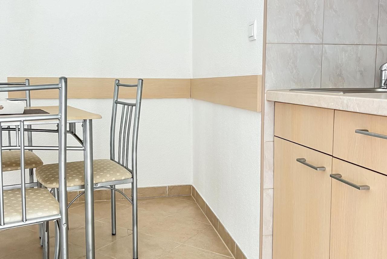 Apartments Maris Baška Voda Zewnętrze zdjęcie
